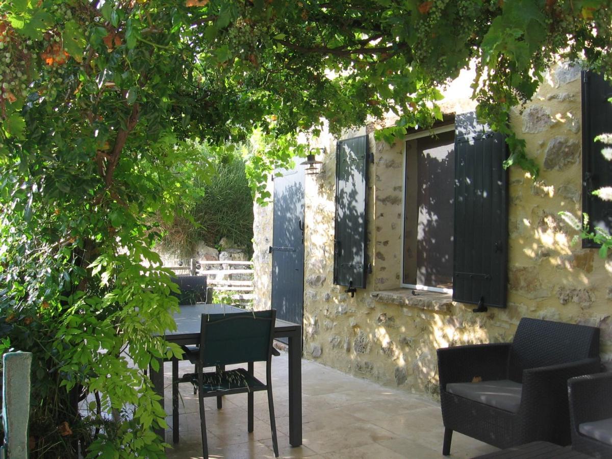 Les Genets Villa Файенс Екстериор снимка